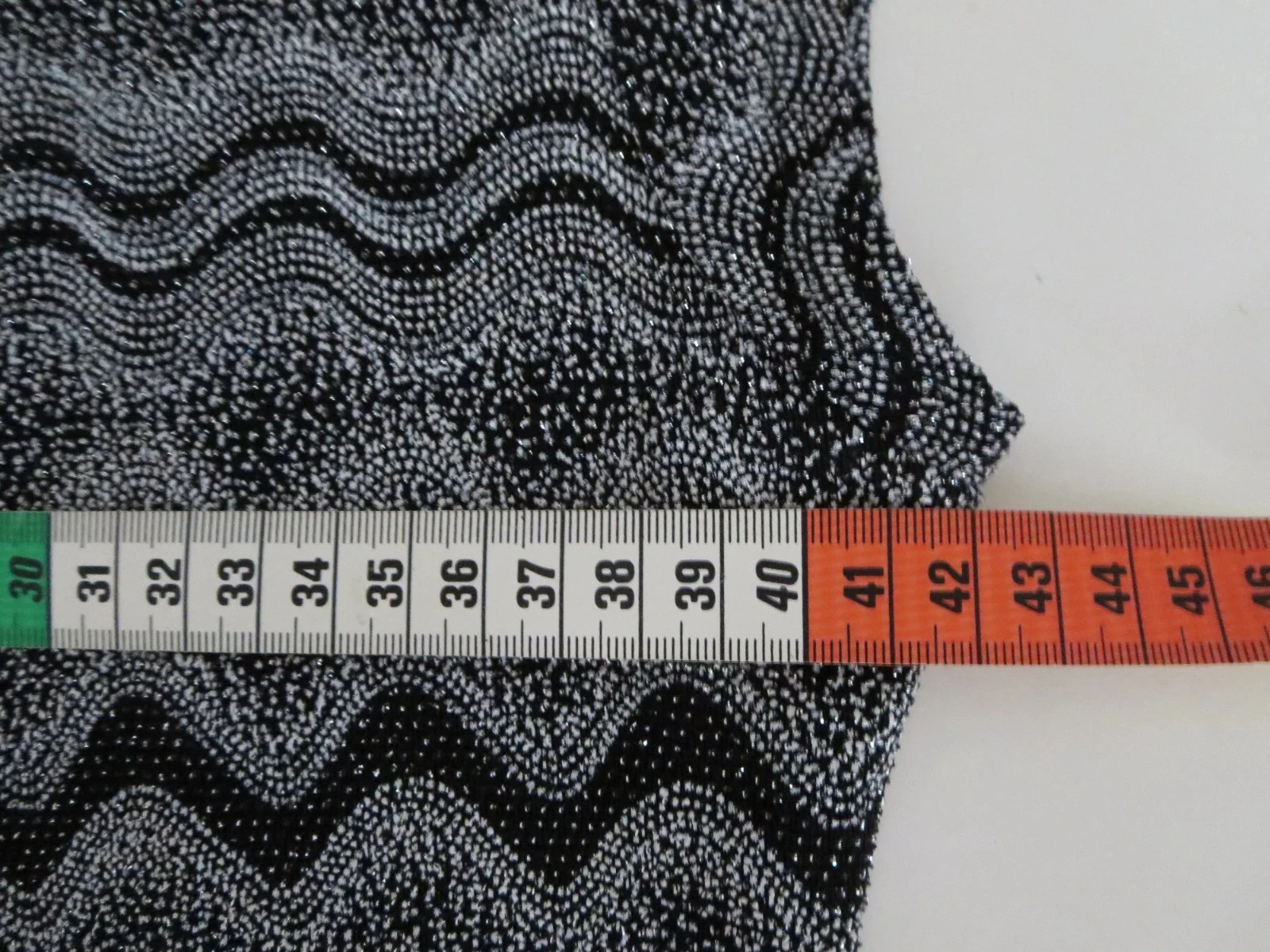 Haut sans manches  noir & argent scintillant – Taille M 38 – Excellent état – photo 3